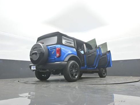 Certified 2022 Ford Bronco Black Diamond image 37