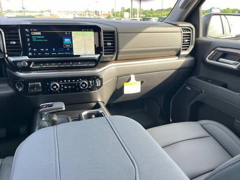 New 2026 Chevrolet Silverado 1500 LT Trail Boss w/ LT Trail Boss Premium Package AWD/4WD image 17