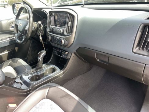 Used 2022 Chevrolet Colorado Z71 image 25