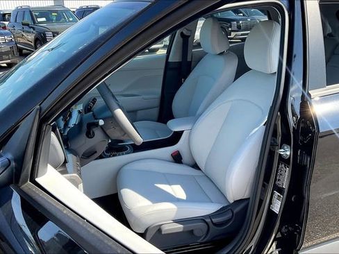 New 2026 Hyundai Kona SEL Sport FWD image 9