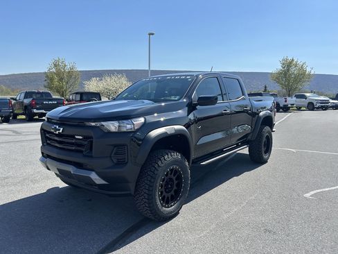New 2026 Chevrolet Colorado Trail Boss AWD/4WD image 3