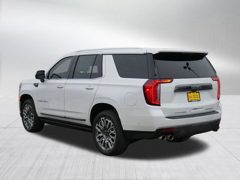 Used 2024 GMC Yukon Denali Ultimate w/ LPO, Floor Liner Package image 5