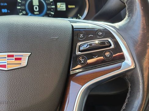 Used 2019 Cadillac Escalade Premium Luxury w/ Escalade Sport Edition AWD/4WD image 30