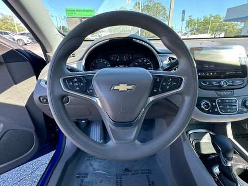 Used 2023 Chevrolet Malibu LT image 12