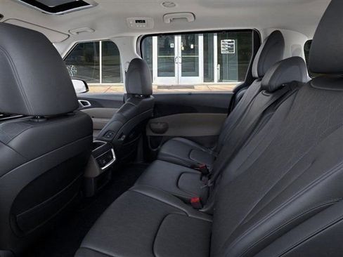New 2026 Kia Carnival SX FWD image 18