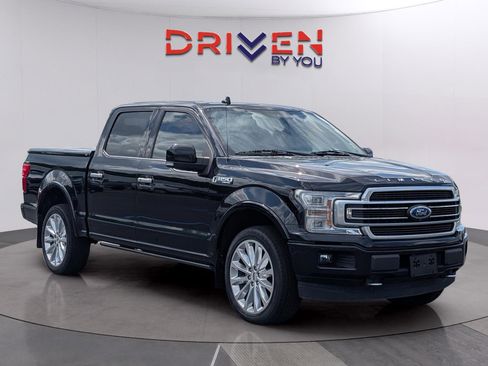 Used 2020 Ford F150 Limited w/ Trailer Tow Package image 7
