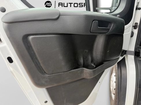 Used 2023 RAM ProMaster 2500 FWD image 12