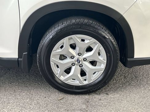 Certified 2023 Subaru Forester AWD/4WD image 13