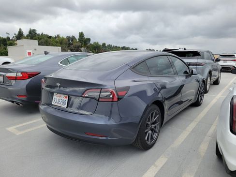 Used 2023 Tesla Model 3 Standard Range RWD image 4