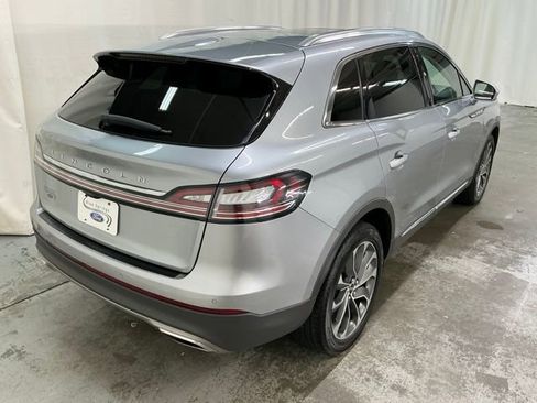 Used 2023 Lincoln Nautilus Reserve AWD/4WD image 3