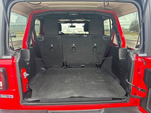 Used 2018 Jeep Wrangler Unlimited Sport image 6