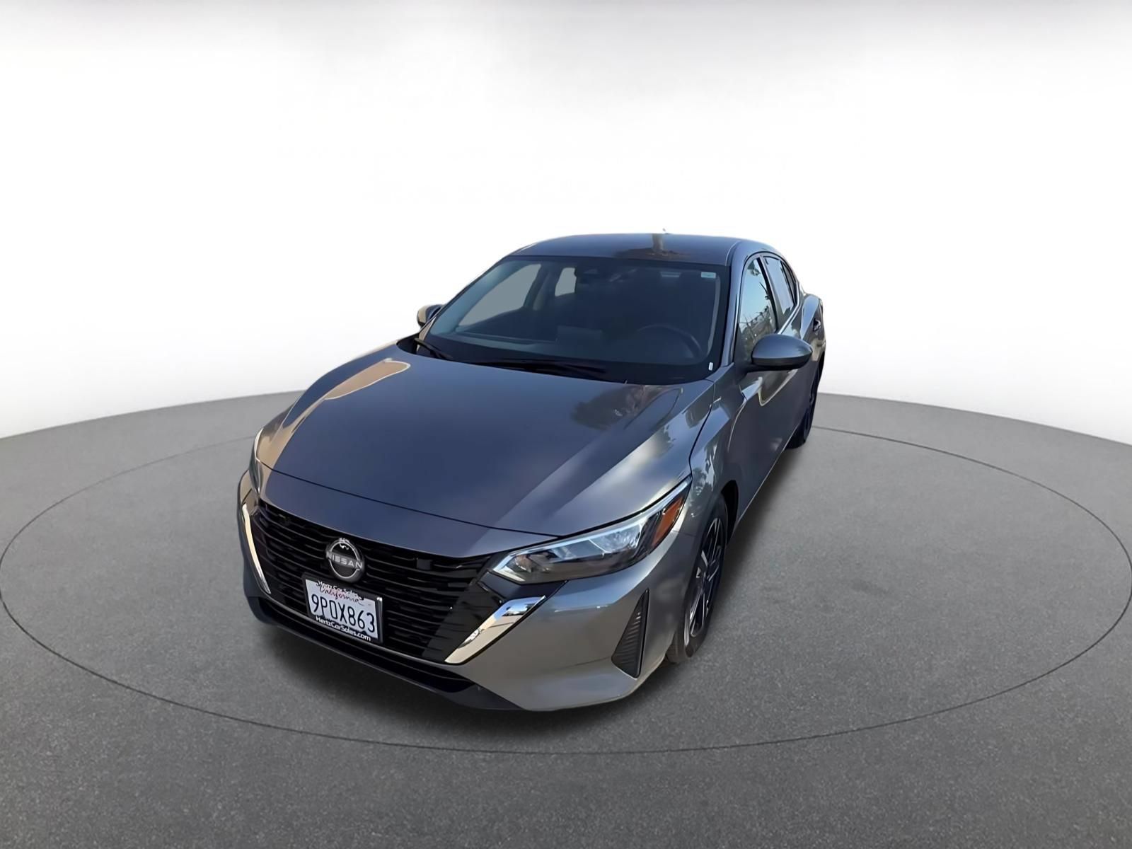 Used 2025 Nissan Sentra SV FWD image 6