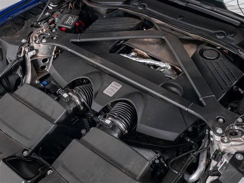 Used 2025 Aston Martin V8 Vantage Coupe image 20