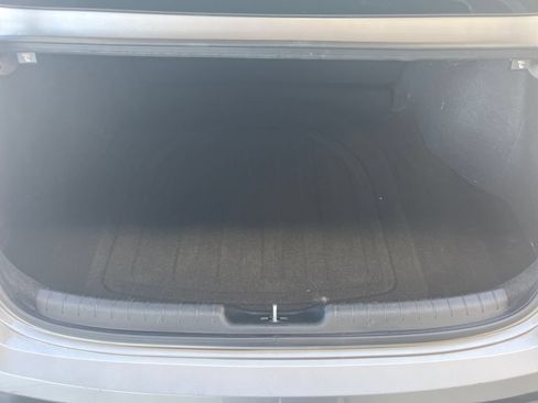 Used 2024 Hyundai Elantra SEL FWD image 22