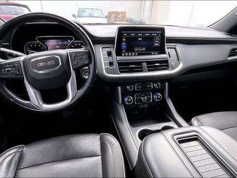 Used 2021 GMC Yukon SLT w/ SLT Luxury Package AWD/4WD image 15