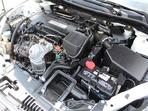 Used 2015 Honda Accord LX image 20