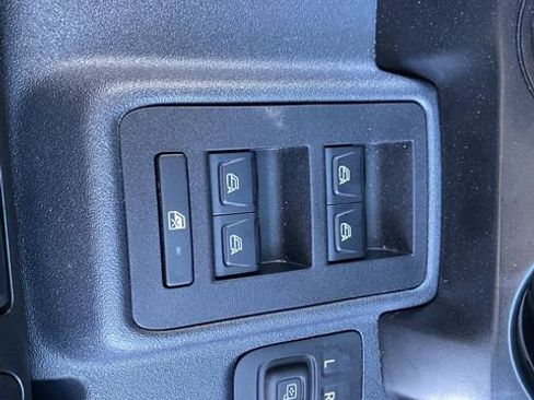 Certified 2025 Ford Bronco Badlands AWD/4WD image 21
