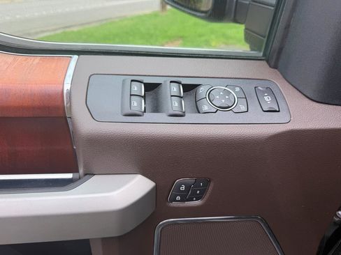 Used 2019 Ford F450 King Ranch w/ King Ranch Ultimate Package image 23