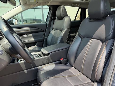 Used 2025 MAZDA CX-50 AWD 2.5 Hybrid w/ Premium Pkg image 12