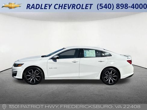 Certified 2024 Chevrolet Malibu RS w/ LPO, Floor Liner Package image 2