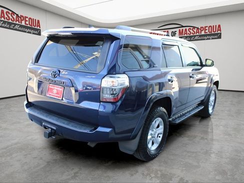 Certified 2022 Toyota 4Runner SR5 Premium w/ Moonroof Package AWD/4WD image 5