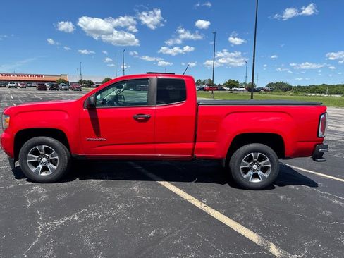 Used 2017 GMC Canyon W/T w/ Convenience Package RWD image 8