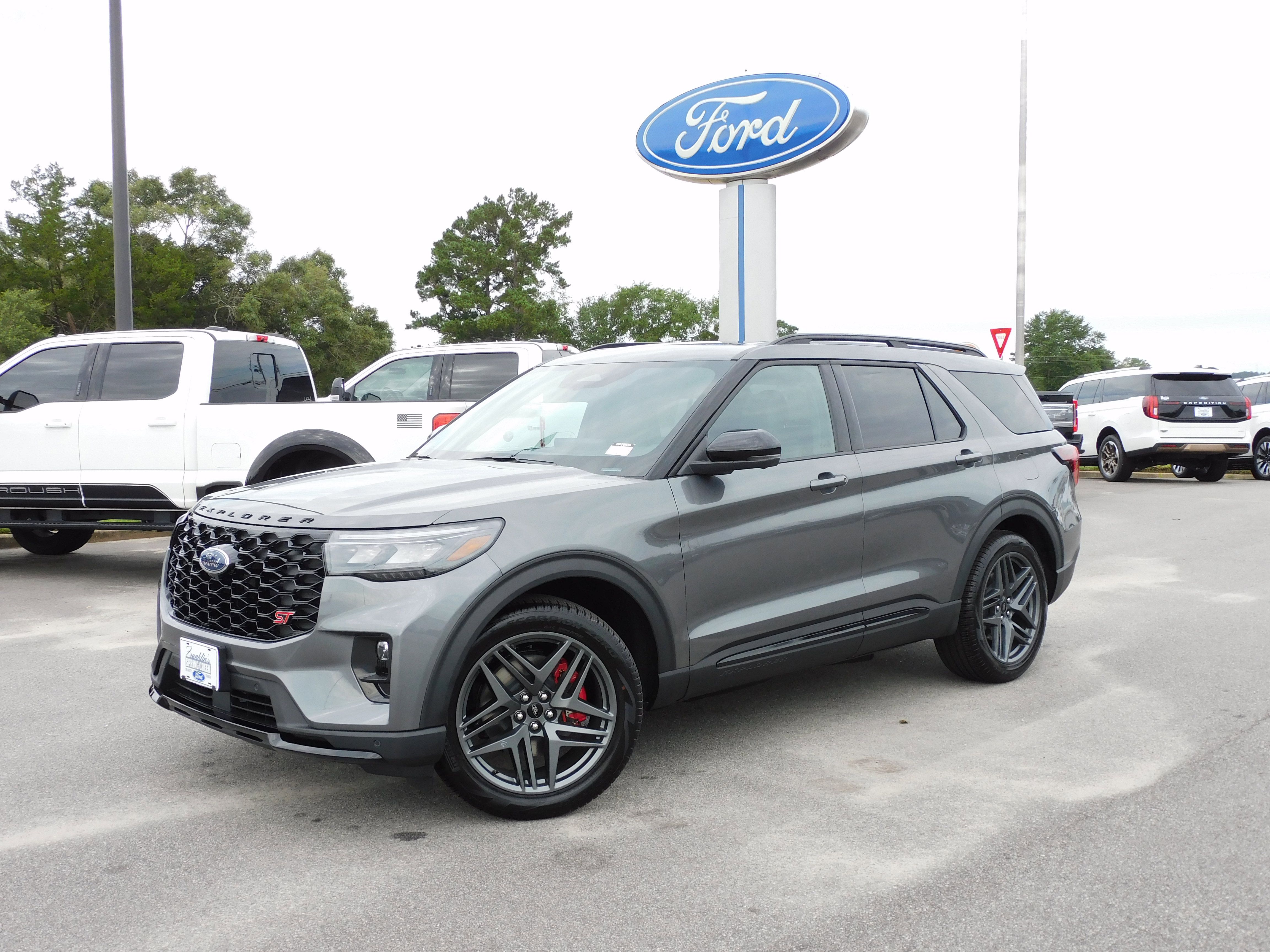 New 2025 Ford Explorer ST w/ Sun And Sound Package RWD image 2