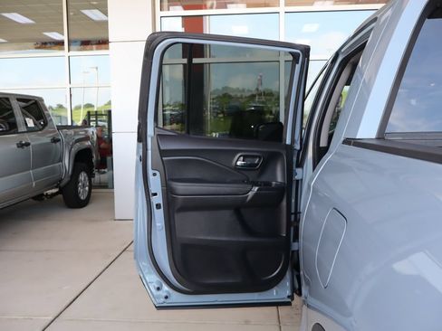 Used 2023 Honda Ridgeline RTL image 32