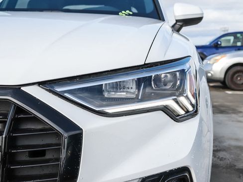 New 2025 Audi Q3 2.0T Premium image 4