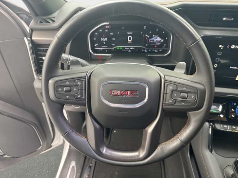 Used 2025 GMC Sierra 1500 AT4 AWD/4WD image 11