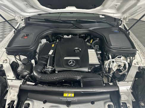 Used 2019 Mercedes-Benz GLC 300 4MATIC image 33