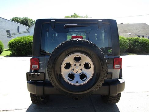 Used 2014 Jeep Wrangler Sport w/ Trailer Tow Group AWD/4WD image 8