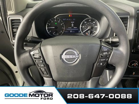 Used 2022 Nissan Frontier SV w/ Technology Package AWD/4WD image 15