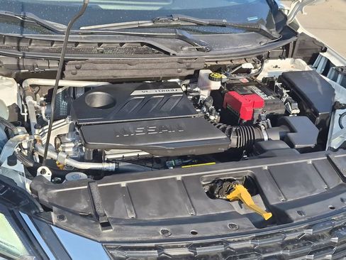Used 2023 Nissan Rogue SV w/ SV Premium Package FWD image 25