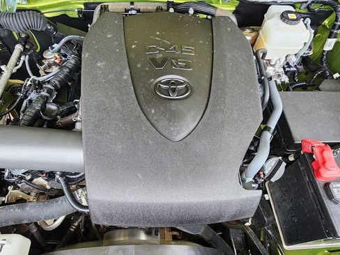 Used 2023 Toyota Tacoma TRD Off-Road image 25