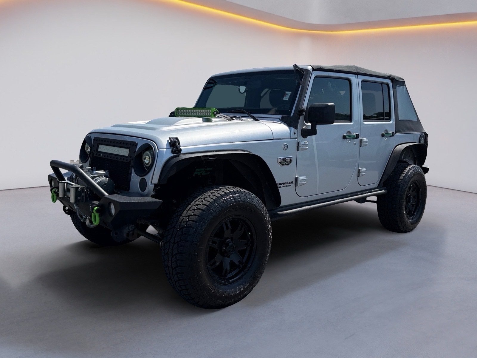 Used 2012 Jeep Wrangler Unlimited Rubicon AWD/4WD image 7