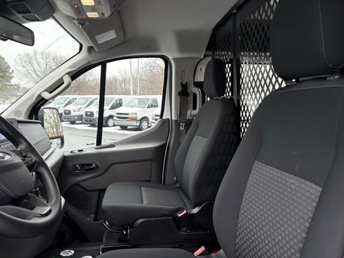 Used 2024 Ford Transit 250 Low Roof w/ Exterior Upgrade Package image 28
