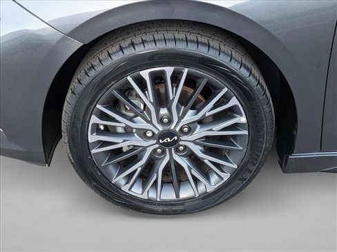 Used 2023 Kia Forte GT-Line w/ GT-Line Technology Package FWD image 29