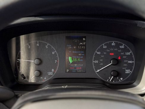 Used 2023 Toyota Corolla LE image 12