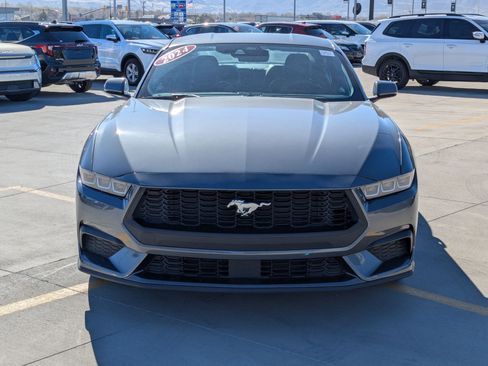 Used 2024 Ford Mustang Coupe image 9