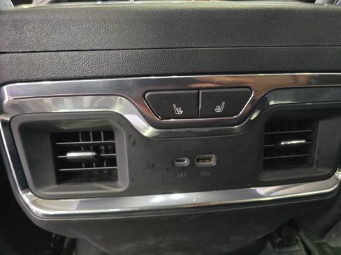 Used 2023 GMC Sierra 1500 Denali Ultimate AWD/4WD image 37