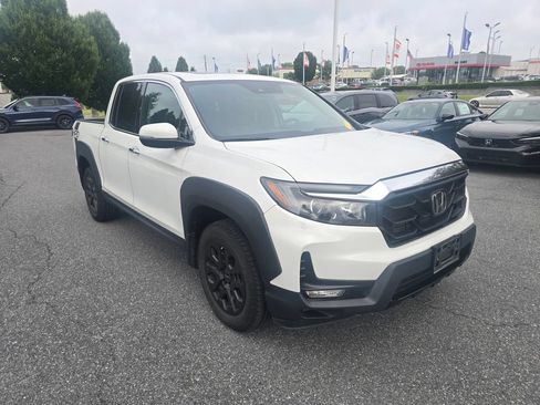 Used 2022 Honda Ridgeline RTL-E image 2