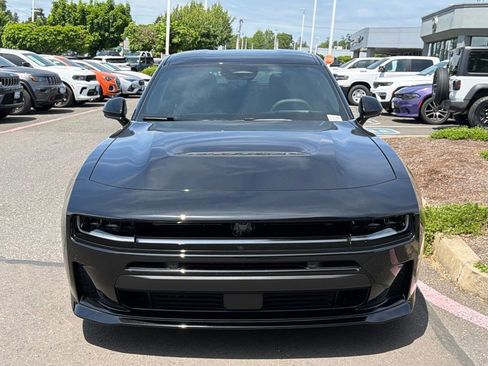 Used 2026 Dodge Charger Scat Pack AWD/4WD image 3