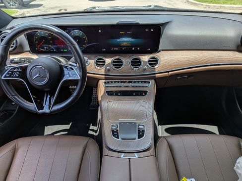 Used 2023 Mercedes-Benz E 450 4MATIC All-Terrain Wagon w/ Premium Package image 17