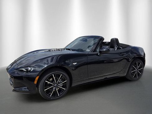 New 2026 MAZDA MX-5 Miata Grand Touring RWD image 2