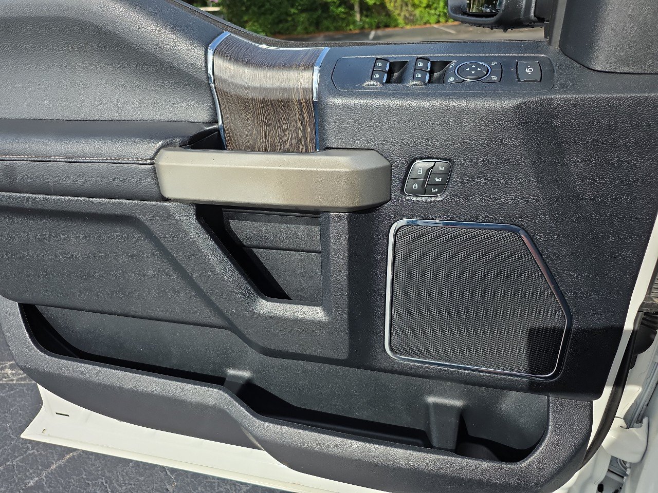 Certified 2020 Ford F250 Lariat AWD/4WD image 15