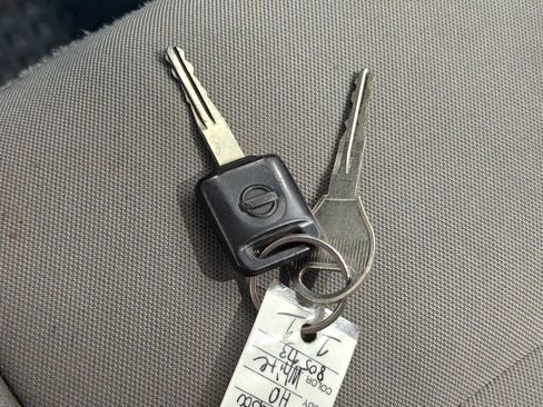 Used 2020 Nissan NV 2500 SV image 18