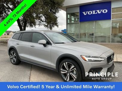 Certified 2025 Volvo V60 B5 Cross Country Plus