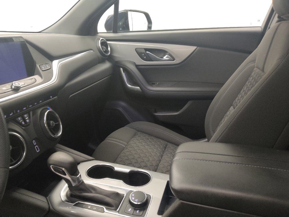 Used 2021 Chevrolet Blazer LT FWD image 26