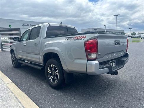 Used 2017 Toyota Tacoma TRD Sport w/ Tow Package (A/T) AWD/4WD image 29